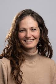 Rose Crenshaw's Instagram, Twitter & Facebook