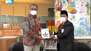 Berikut adalah waktu operasi perpustakaan : O4xx6k1i Ifirm