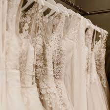 Compare prices before shopping online. Eleganz In Weiss Brautmoden Boutique In Bielefeld
