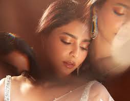 Aishwarya Rai Vector Projects :: Photos, videos, logos, illustrations and  branding :: Behance