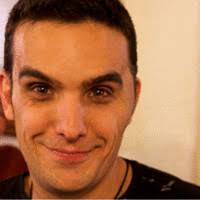 80+ perfiles de «Epi»