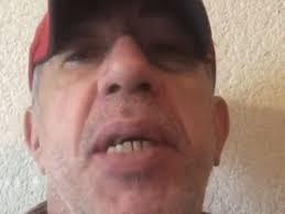 Comediante Ricardo Hill "el teacher" vive en el olvido rodeado de  enfermedades, te decimos cuáles son