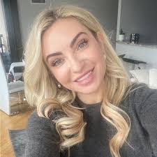 Fran Griffiths's Instagram, Twitter & Facebook