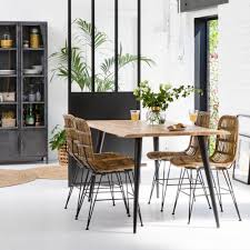 Table à manger en bois industrielle avec des bords en métal. Table A Manger Industrielle Style Tronc Arbre Pieds Compas 160cm Made In Meubles