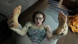 21 observations people made about things that millennials love that are both funny and too real. My Taboo Bettie Bondage Moms Quarantine Yoga 4k