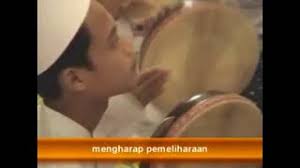 Nov 02, 2020 · ya robbi sholli ala muhammad: Maulid Diba 1 Ya Robbi Sholli Ala Muhammad Lirik Dan Terjemah Youtube