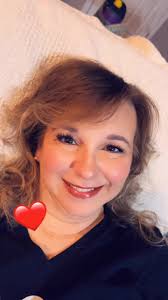 Cayleigh wanted to do my makeup. She did an amazing job! She made me feel  beautiful ♥️