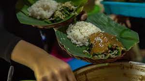 Sejarah Nasi Pecel Jadi Makanan Khas Nusantara Serta Ragam Jenisnya Kumparan Com