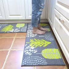 Shop rug runners by color. Hebe 2 Pieces Kitchen Rugs Runnner Set Non Slip Rubber Backing Kitchen Mats And Rugs Sets Floral Indoor Outdoor Doormats Hallway Laundry Room Rug Machine Washable 18x28 18x48 Kitchen Dining Kitchen Table Linens