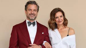 Katie Holmes Reflects on Reuniting With Joshua Jackson for ‘Happy Hours’