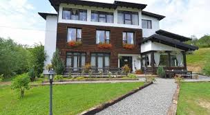 De la baia mare la vișeu de sus circulă 16 autobuze cu plecare din stațiile autogara imperativ. Pensiunea Talhaus Guesthouse Bed And Breakfast Viseu De Sus Deals Photos Reviews