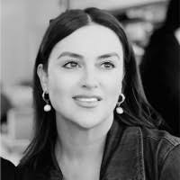 100+ "Joannou" profiles