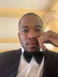 Thank God say I sabi play ball ooo… if not, which other sports man like me  for Dey do? The men wey no sabi play ball, I wonder where they get their