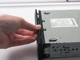 You can even enjoy the pristine sounds of your cd tracks as it is also a cd player. Kenwood Kdc Bt565u Cd Drive Replacement Ifixit Repair Guide