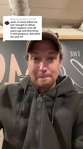 Ethan Portafolio Couch Review