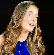 Blake Farnsworth's Instagram, Twitter & Facebook