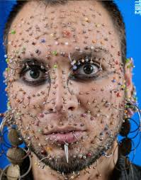 Me pueden quitar los piercings para ver cómo me vería sin ellos, porfa. 🫣  #editores