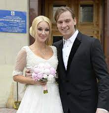 Телеведущая лера кудрявцева призналась, что ее муж хоккеист игорь макаров перестал называть ее сексуальной. 7 Let Spustya Kak Vyglyadela Lera Kudryavceva V Den Svadby Starhit Ru