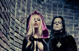 See more ideas about danzig misfits, glenn danzig misfits, glenn danzig. Glenn Danzig Misfits Legende Feiert Horrorfilm Debut Rock Antenne Hamburg