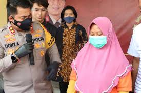 اريد تنزيل هذا التطبيق رجاءً وشكراً. Arisan Sudah Waktunya Pulang Ngintip Arisan Ibu Ibu Rita Nusaindah Arisan Sendiri Yaitu Sebuah Iuran Mingguan Atau Bulanan Dengan Jumlah Anggota Yang Sudah Disepakati Untuk Trends In Asia