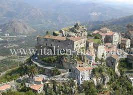 Castiglione di sicilia is a comune (municipality) in the province of catania in sicily.castiglione di sicilia lies about 160 km east of palermo and about 40 km north of catania. Castiglione Di Sicilia In Catania Auf Sizilien