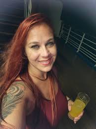 My pal Minki and I made a new Discord. Please join!  https://discord.com/invite/FbjEffjpZh DJs share your mixes, Promoters share  your shows, Vendors share your wares, Ravers and Cosplayers share your  fits, or just