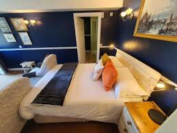 Compare our rates with top travel sites in 10 seconds. The Snooty Fox Hotel Looe From 91 Lastminute Com