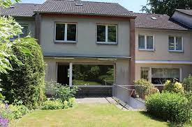 Wenn sie ihr haus in mettmann, metzkausen, haan, hilden, erkrath verkaufen möchten, dann sollten sie sich von ihrem makler, auch in sachen home staging beraten lassen. Haus Zum Verkauf Brandenburger Str 33 40822 Mettmann Mettmann Kreis Mapio Net