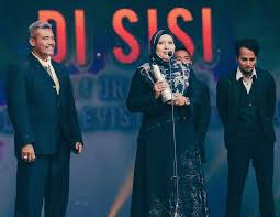 Febuari 2019 ni akan datanglah steam awards. Senarai Penuh Keputusan Pemenang Anugerah Skrin 2019 Ask 2019 Iluminasi