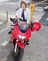 ボード バイク 女子 のピン