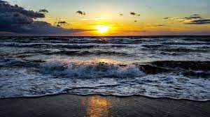 Menariknya, apabila diberi tugas menggambar dengan tema bebas. Gambar Pemandangan Pantai Malam Hari Sunset Yang Indah Hd Kabarduniaterbaru