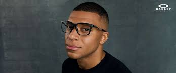 Buy OAKLEY glasses online