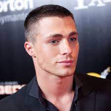 Ever so popular in the 70's, this short length is attractive and refined on any man and requires a small bit of styling. 35 Best Hairstyles For Men With Big Foreheads 2021 Styles