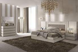 White Matte Lacquer Bedroom With Wide Headboard And Led Light Loft Is One Of The Basi Platform Bedroom Sets King Size Bedroom Sets Contemporary Bedroom Design