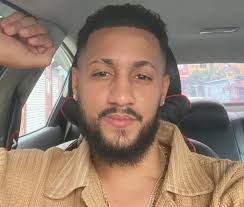 Locutor Derek Rubio sufre accidente; se encuentra estable y en recuperación