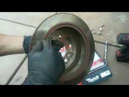 800 x 600 jpeg 83 кб. Toyota Highlander Rear Brake Pad Rotor Replacement Youtube