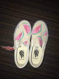 Koleksi gambar skate sepatu sepatu vans png kami meliputi array dan lainnya. Watermelon Shoes Etsy Vans Shoes Fashion Painted Shoes Diy Canvas Shoes Diy