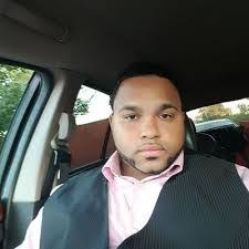 Ellis Stone's Instagram, Twitter & Facebook