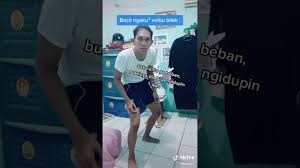 Seberapa wibu kah kamu ini dia list 20 lagu yg terkenal di kalangan wibu. Bocil Ngaku Wibu Be Like V Youtube