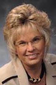 Wanda Brown's Instagram, Twitter & Facebook