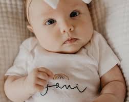 HAND EMBROIDERED ONESIE Personalized, Name Announcement, Pregnancy  Announcement, Coming Home Outfit