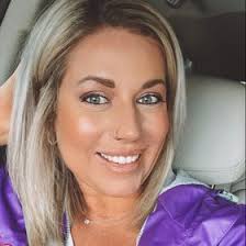 Emily Causey (emilycausey)