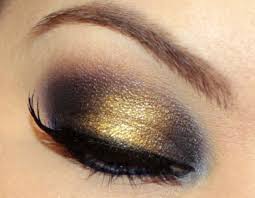 Smokey Gold Eyes Gold Eyes Eye Makeup Makeup