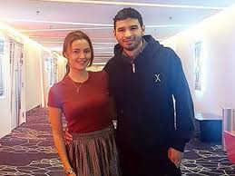 Juliana evans dapat ciuman dari suami tengku shariffuddin shah tengku sulaiman shah al hajj youtube. Juliana Evans Terus Berlakon Biarpun Sudah Bergelar Isteri News Features Cinema Online