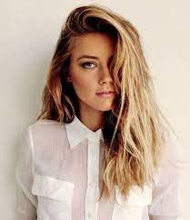 Trend Report Deep Side Part Side Part Hairstyles Hair Styles Long Hair Styles