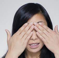 Sicca Syndrom Wenn Die Augen Standig Brennen Oder Tranen Welt