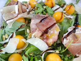 Salade De Chevre Chaud Au Lard Melon Et Jambon De Parme Salade De Chevre Chaud Salade Chevre Chevre Chaud