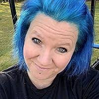 Rachael Dana's Instagram, Twitter & Facebook