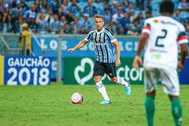 Calção grêmio ii c/ unimed masc. Gremio Anuncia Conclusao Do Negocio Envolvendo O Volante Arthur