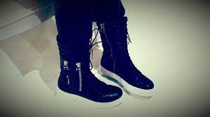 Диляна Попова с обувките на ”2ti-VOIN” | Лайф.dir.bg